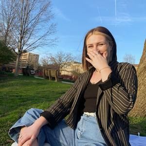 Meet your Posher, Cecilia